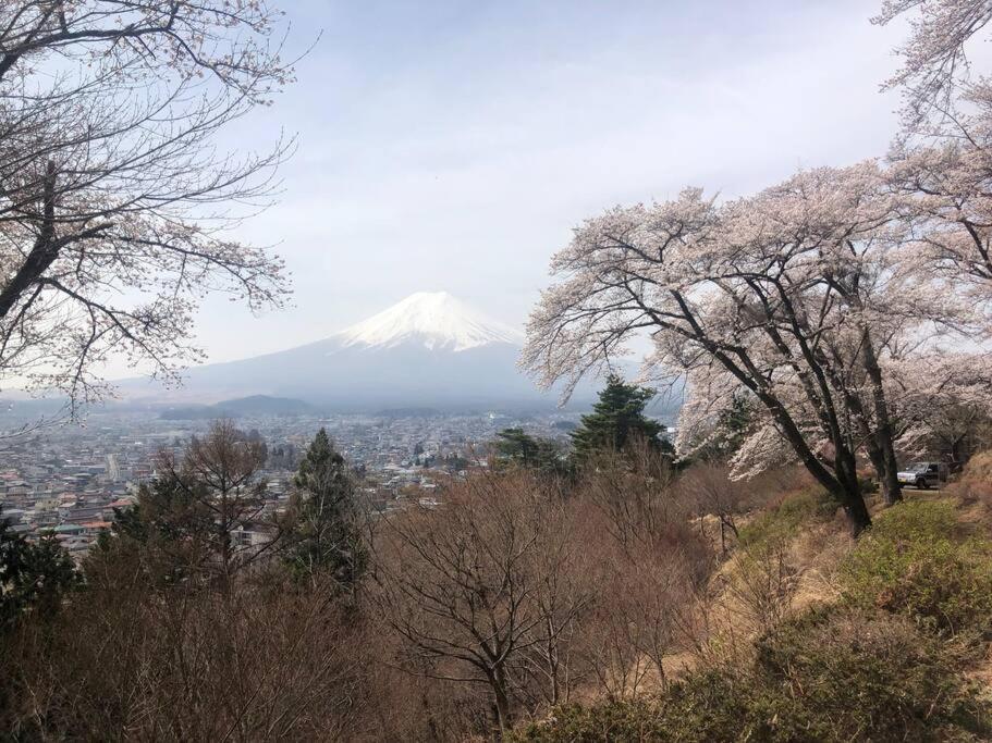 つるば舎 Villa Fudzsijosida Kültér fotó